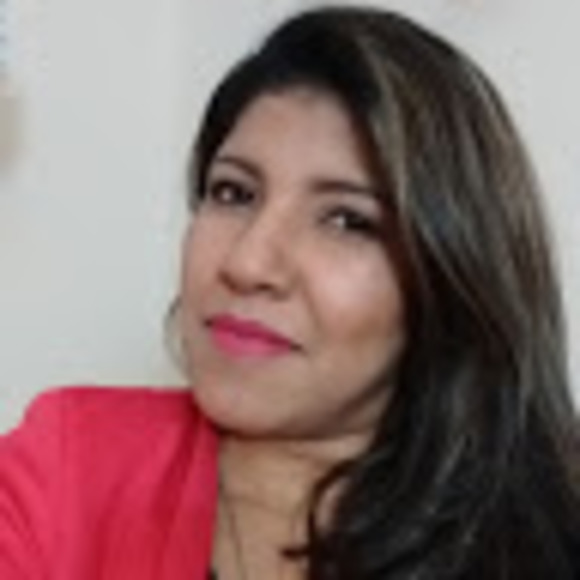 Meet your Posher, Karina - Picture 1 of 1